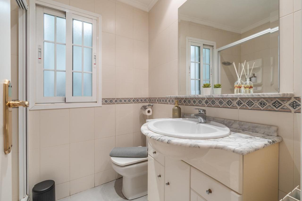 Tuguest San Agustin II Apartment Гранада Екстериор снимка